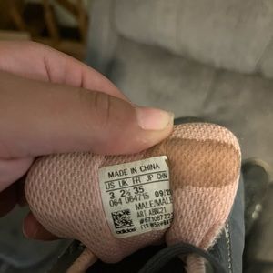 Girls softball cleats